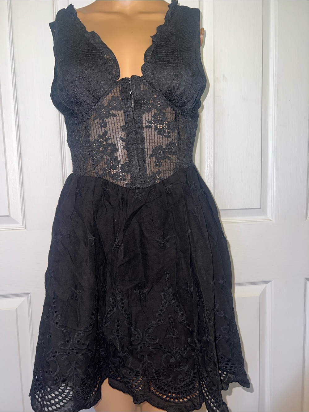 NWT Black Lace Fit-and-Flare Corset Dress - Elegant Women’s Evening Dress S